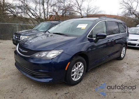 2020 Chrysler Voyager Lxi z USA, uszkodzony, nr VIN 2C4RC1DG5LR164639